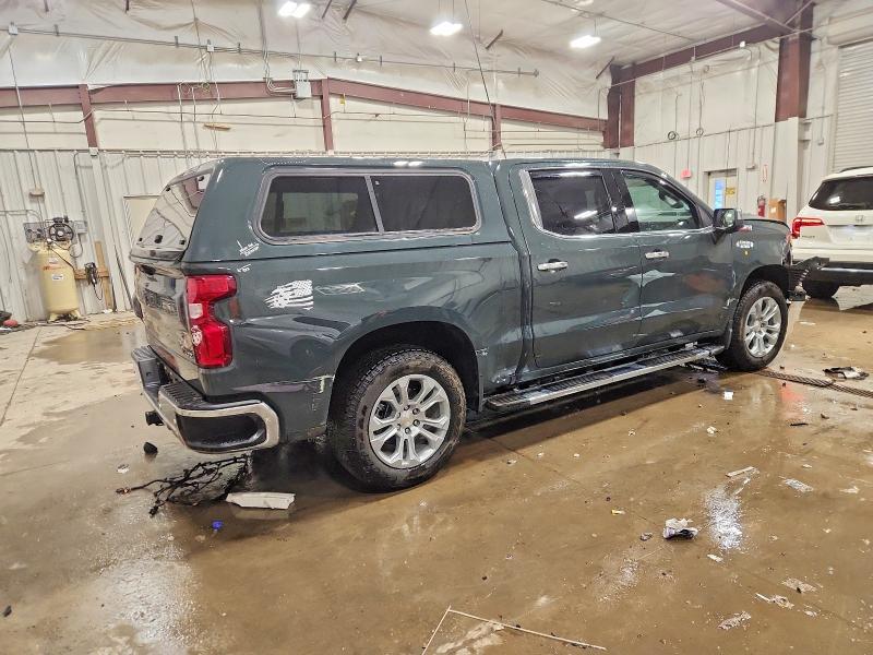 Auction sale of the 2025 Chevrolet Silverado, vin: 1GCUKGE86SZ167612, lot number: 73668495