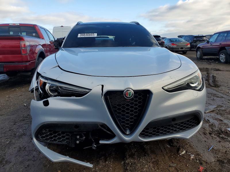99846665 :رقم المزاد ، ZASPAKBNXM7D14971 vin ، 2021 Alfa Romeo Stelvio مزاد بيع