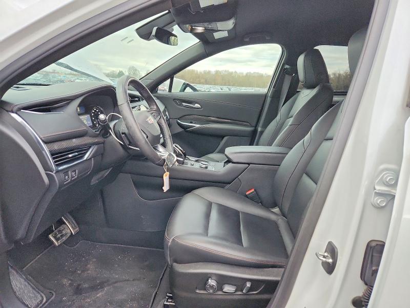 2021 Cadillac Xt4 მანქანა იყიდება აუქციონზე, vin: 1GYFZER42MF040905, აუქციონის ნომერი: 97987995