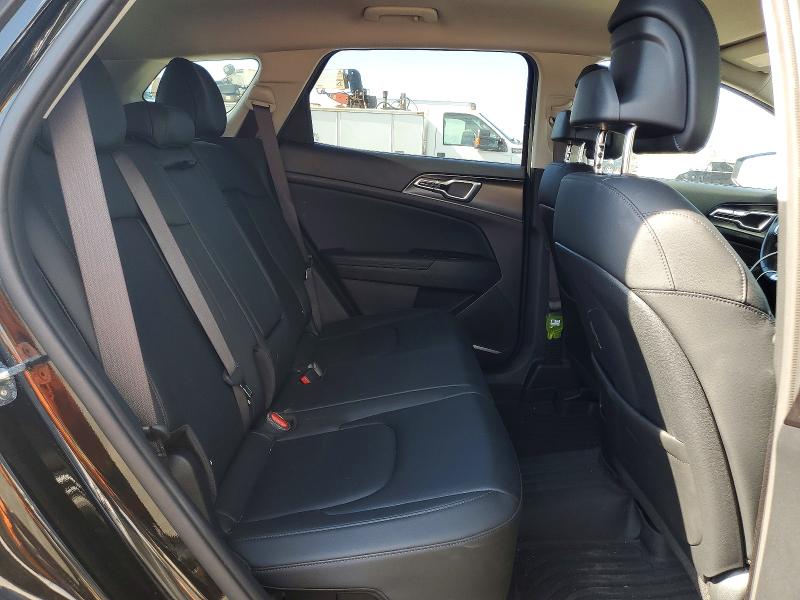 99370905 :رقم المزاد ، KNDPVCDGXR7131899 vin ، 2024 Kia Sportage E مزاد بيع