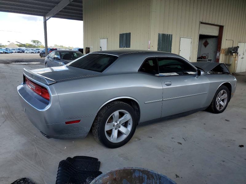 74734155 :رقم المزاد ، 2B3CJ4DG8BH602492 vin ، 2011 Dodge Challenger مزاد بيع
