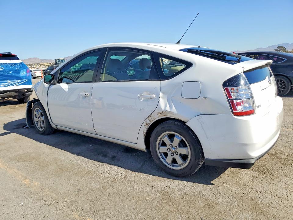 75679955 :رقم المزاد ، JTDKB20UX40009425 vin ، 2004 Toyota Prius مزاد بيع