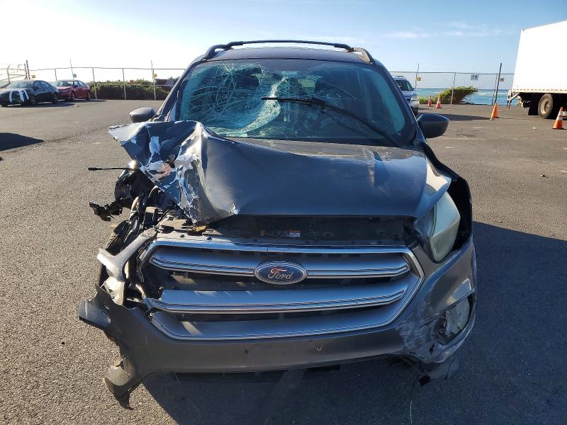 Продаж на аукціоні авто 2017 Ford Escape, vin: 1FMCU0GDXHUC73330, номер лоту: 72705235