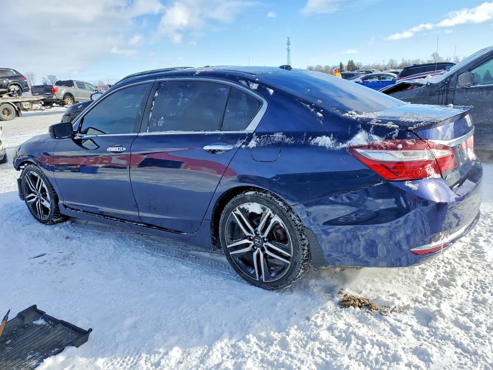 2017 Honda Accord მანქანა იყიდება აუქციონზე, vin: 1HGCR2F04HA810938, აუქციონის ნომერი: 75565425
