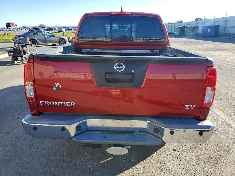 99929805 :رقم المزاد ، 1N6AD0ER4FN768329 vin ، 2015 Nissan Frontier S مزاد بيع