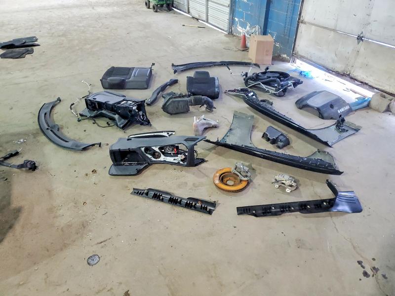 73027885 :رقم المزاد ، 2C3CDZBT3MH677157 vin ، 2021 Dodge Challenger مزاد بيع