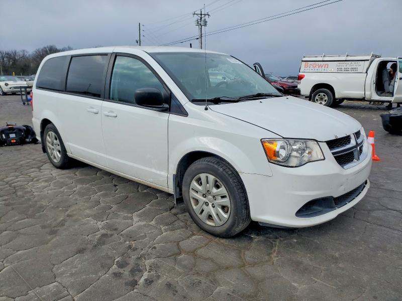 99526495 :رقم المزاد ، 2C4RDGBG6JR231975 vin ، 2018 Dodge Grand Caravan مزاد بيع