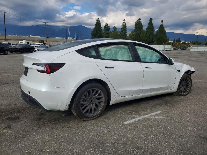 2024 Tesla Model 3 მანქანა იყიდება აუქციონზე, vin: 5YJ3E1EA4RF858690, აუქციონის ნომერი: 99721555
