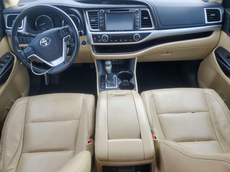 97075005 :رقم المزاد ، 5TDJGRFHXJS049707 vin ، 2018 Toyota Highlander مزاد بيع