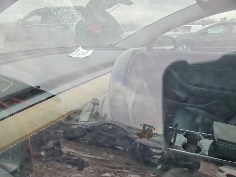 73057975 :رقم المزاد ، 5YJ3E1EA6JF011027 vin ، 2018 Tesla Model 3 مزاد بيع