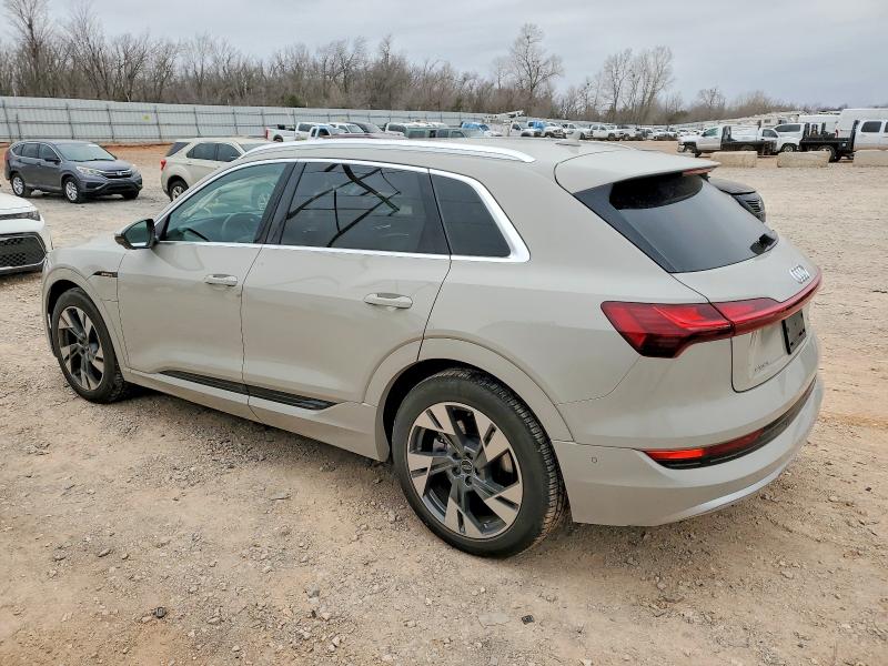 Aukcja sprzedaży 2021 Audi E-tron S P, vin: WA1LAAGE6MB016144, numer aukcji: 74417715