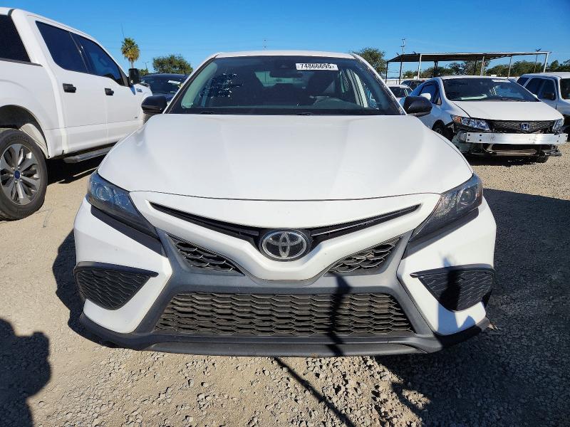 Продаж на аукціоні авто 2021 Toyota Camry, vin: 4T1G11AK0MU460416, номер лоту: 74866695