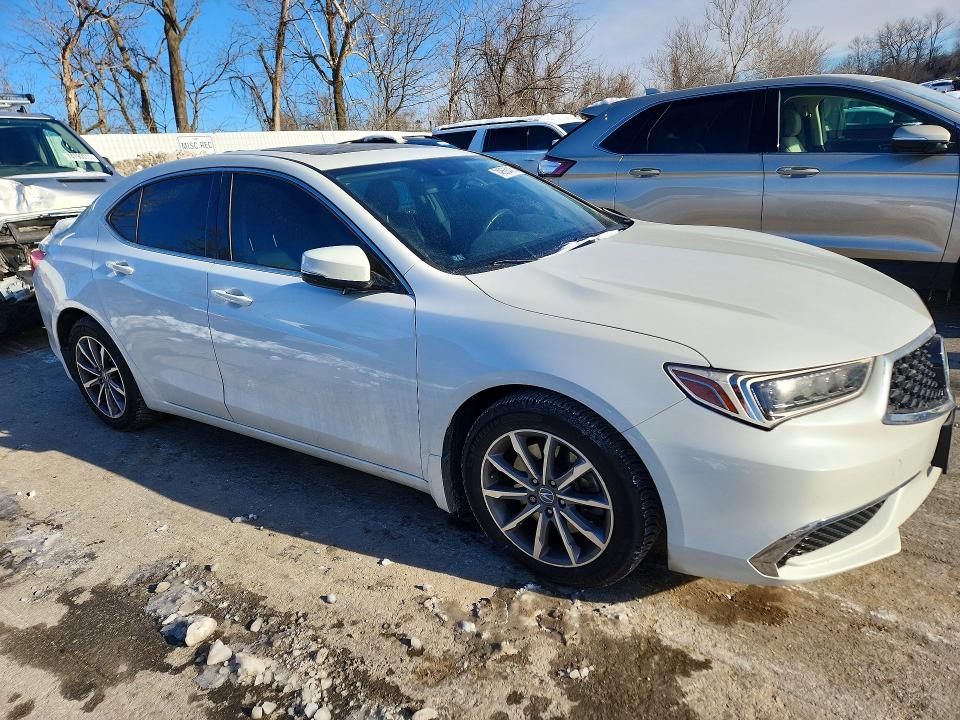 2018 Acura Tlx მანქანა იყიდება აუქციონზე, vin: 19UUB1F38JA000151, აუქციონის ნომერი: 74866445