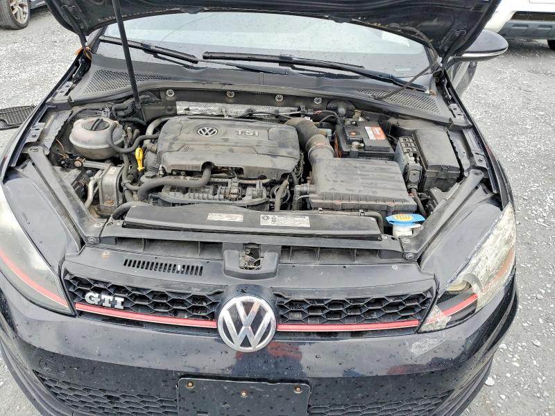 73311305 :رقم المزاد ، 3VWYT7AU0FM059296 vin ، 2015 Volkswagen Gti مزاد بيع