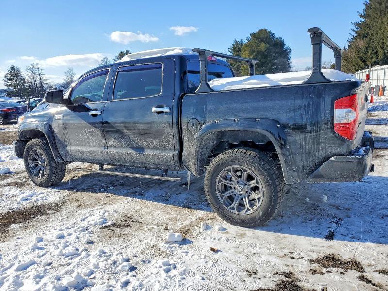 74467345 :رقم المزاد ، 5TFAY5F11HX607621 vin ، 2017 Toyota Tundra مزاد بيع