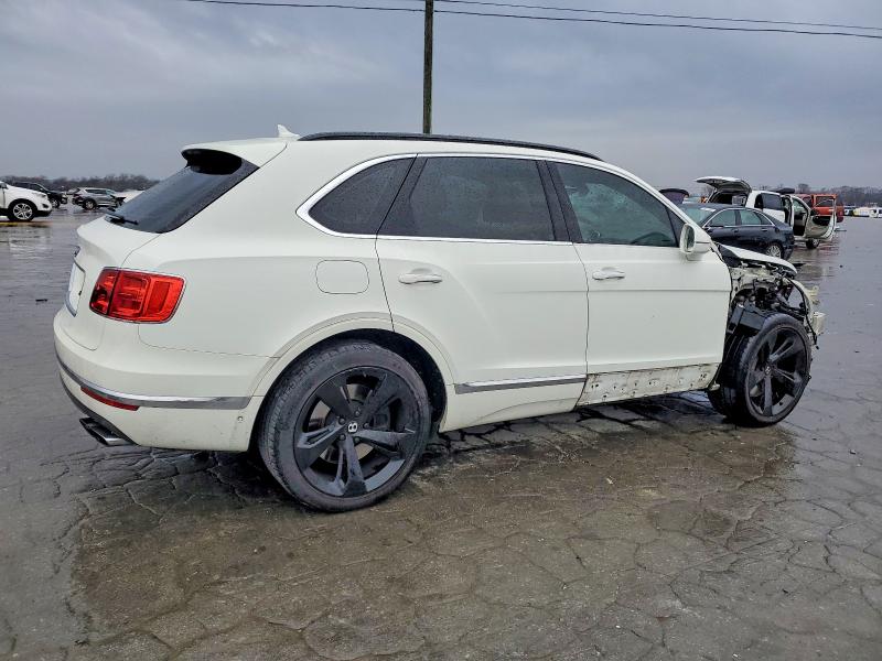 2019 Bentley Bentayga მანქანა იყიდება აუქციონზე, vin: SJAAM2ZV1KC024006, აუქციონის ნომერი: 74028095