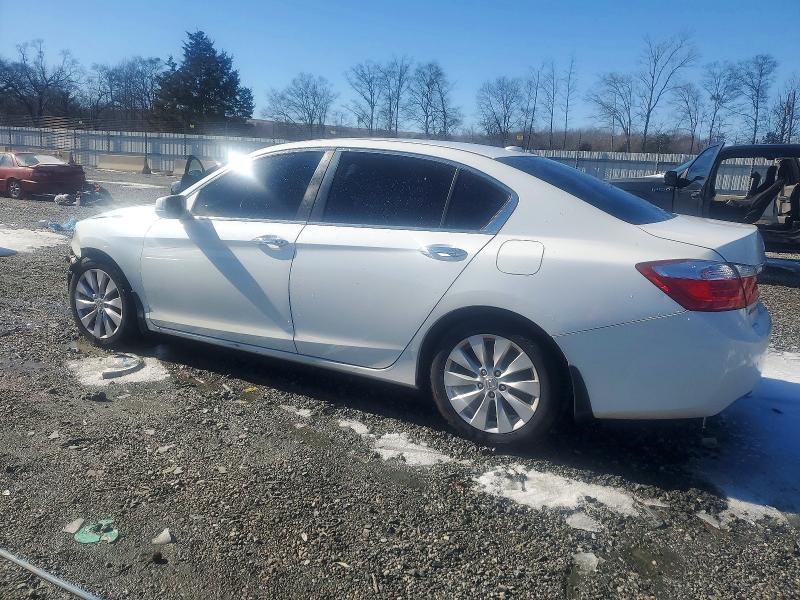 Продажа на аукционе авто 2015 Honda Accord, vin: 1HGCR2F82FA084189, номер лота: 74640105