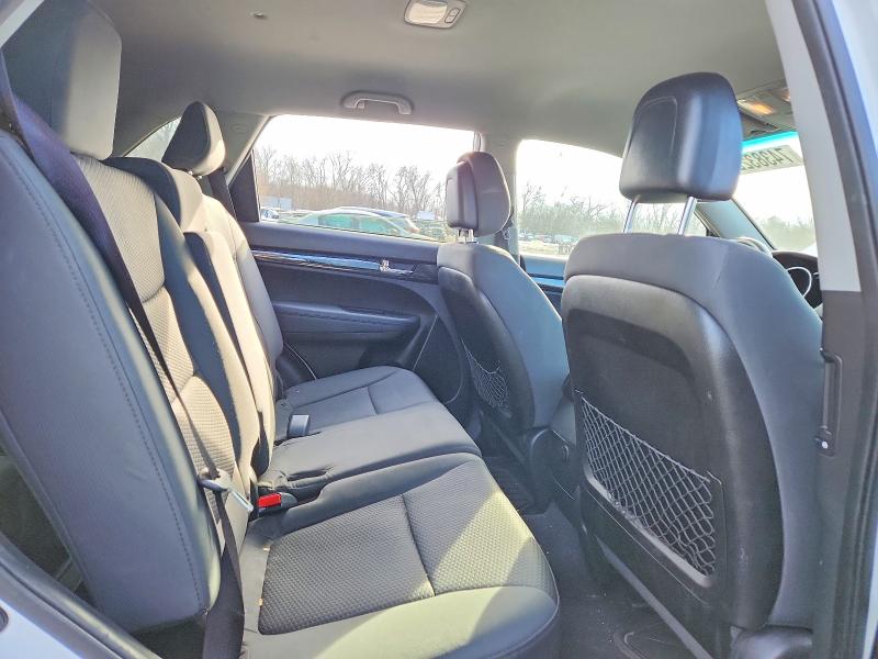 Продажа на аукционе авто 2013 Kia Sorento, vin: 5XYKT3A17DG324118, номер лота: 74383225
