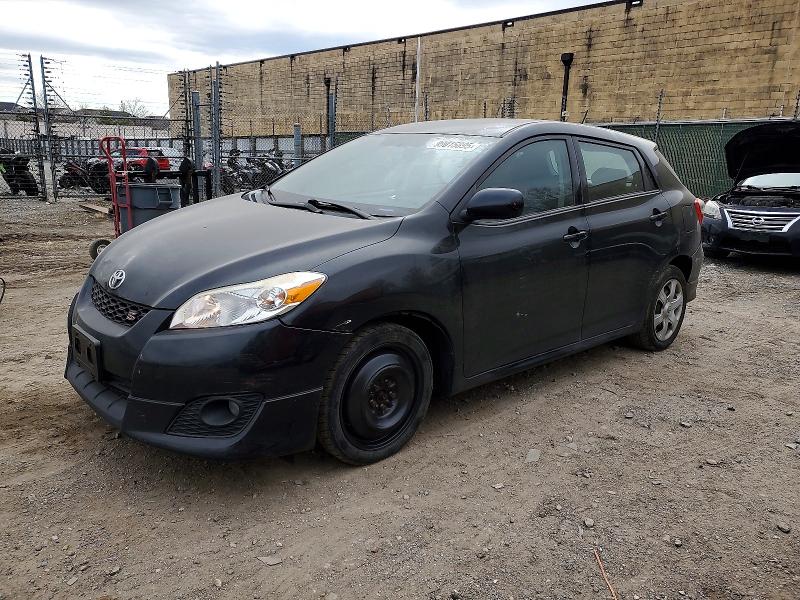 99015895 :رقم المزاد ، 2T1LE4EE5AC013733 vin ، 2010 Toyota Corolla Matrix مزاد بيع