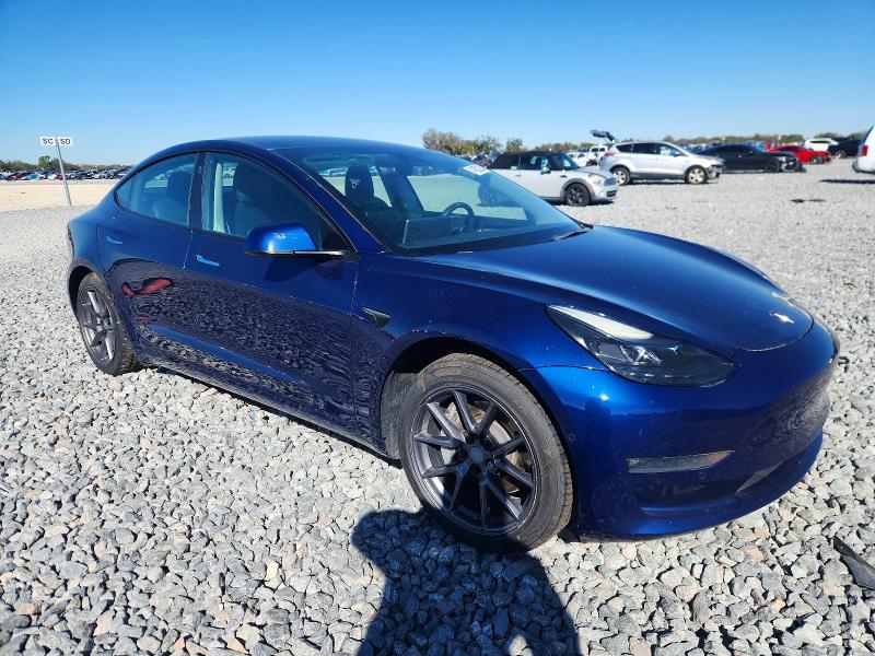 2022 Tesla Model 3 მანქანა იყიდება აუქციონზე, vin: 5YJ3E1EB5NF265486, აუქციონის ნომერი: 74252235
