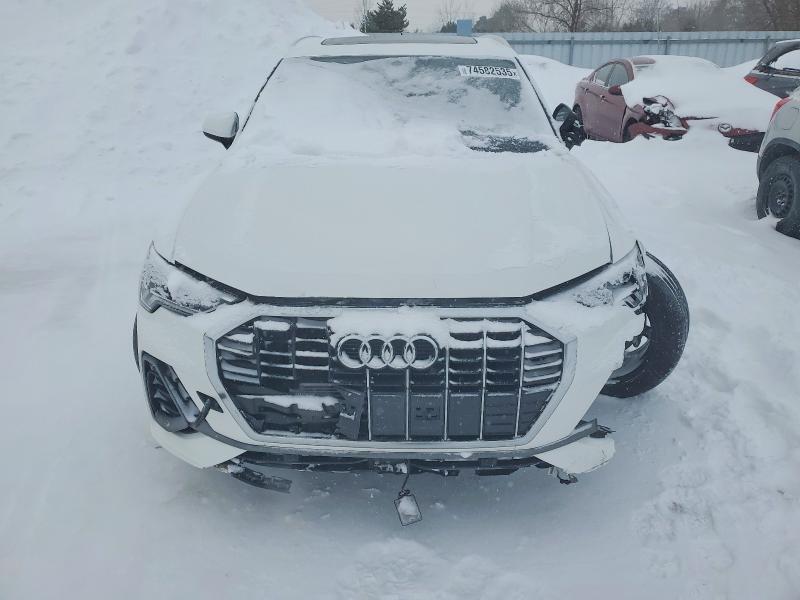 Продажа на аукционе авто 2021 Audi Q3, vin: WA1EECF37M1084225, номер лота: 74582535