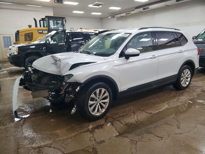 74414265 :رقم المزاد ، 3VV0B7AX9JM095074 vin ، 2018 Volkswagen Tiguan مزاد بيع