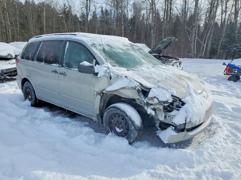 2010 Toyota Sienna მანქანა იყიდება აუქციონზე, vin: 5TDZK4CC6AS338600, აუქციონის ნომერი: 73403445