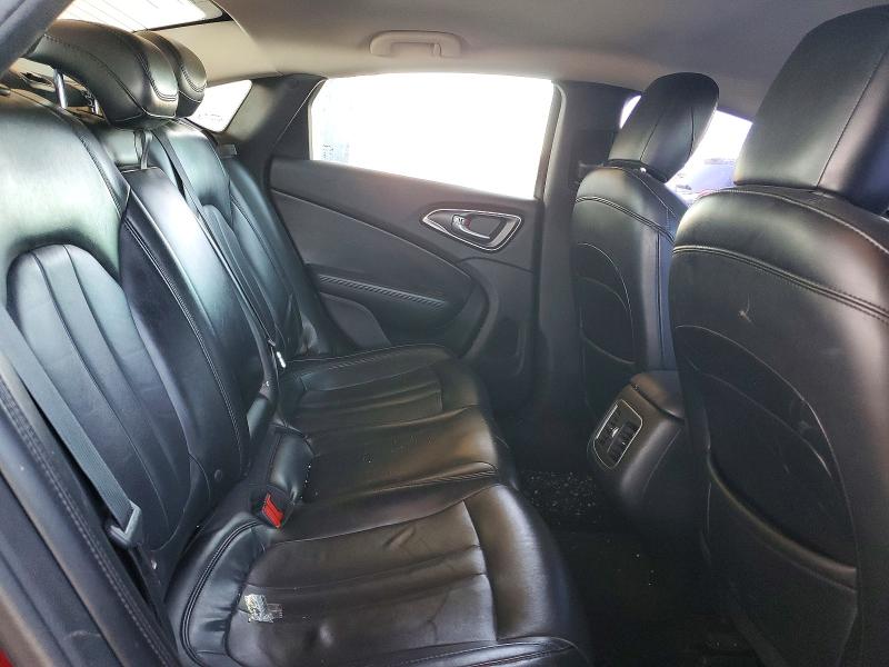 75694885 :رقم المزاد ، 1C3CCCAB6GN183010 vin ، 2016 Chrysler 200 مزاد بيع