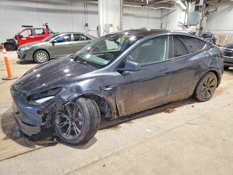 Продажа на аукционе авто 2024 Tesla Model Y, vin: 7SAYGDED0RF097865, номер лота: 73255315