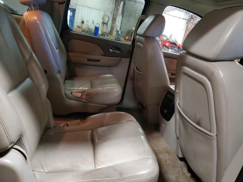 98570905 :رقم المزاد ، 3GNFK163X7G217872 vin ، 2007 Chevrolet Suburban مزاد بيع