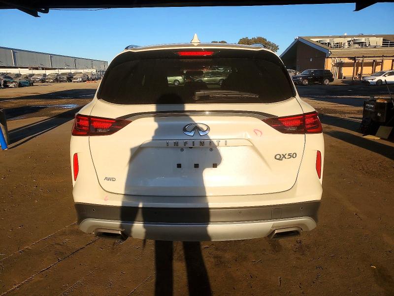 73015845 :رقم المزاد ، 3PCAJ5BB8NF117931 vin ، 2022 Infiniti Qx50 مزاد بيع