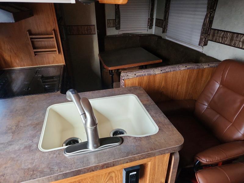 Продаж на аукціоні авто 2014 Rockwood Ultra Ligh, vin: 4X4FRLD26E1854242, номер лоту: 99100055