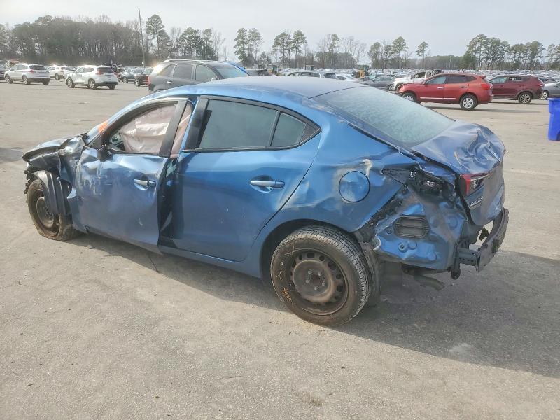 72360385 :رقم المزاد ، 3MZBN1U7XJM220555 vin ، 2018 Mazda 3 مزاد بيع