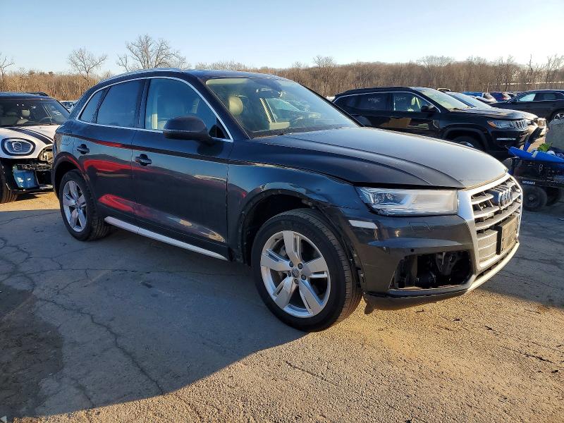 98914815 :رقم المزاد ، WA1BNAFY1J2237044 vin ، 2018 Audi Q5 مزاد بيع