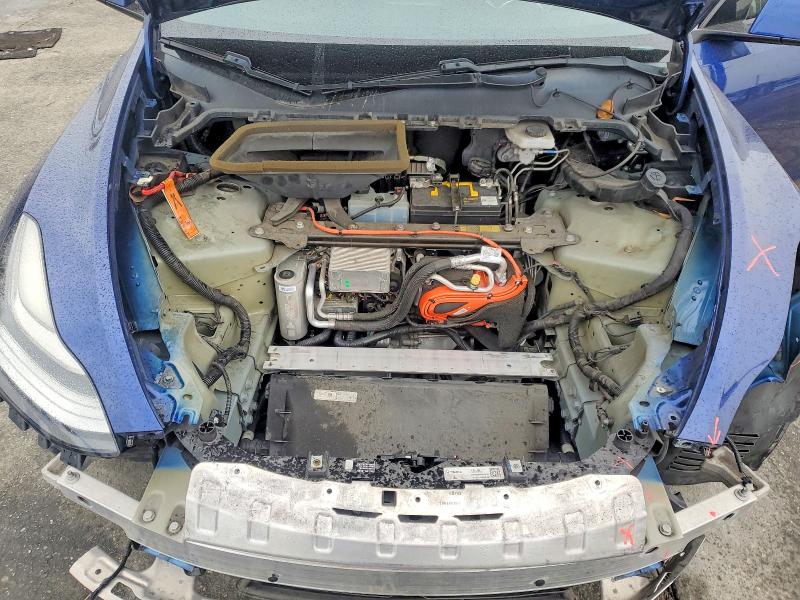 98914265 :رقم المزاد ، 5YJYGDEE1MF070530 vin ، 2021 Tesla Model Y مزاد بيع