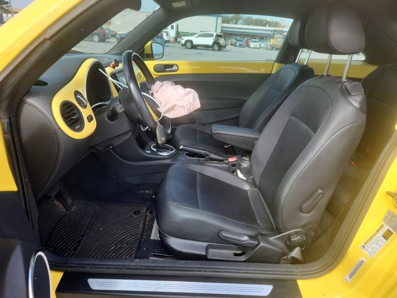 73888375 :رقم المزاد ، 3VWJP7AT2CM650934 vin ، 2012 Volkswagen Beetle مزاد بيع