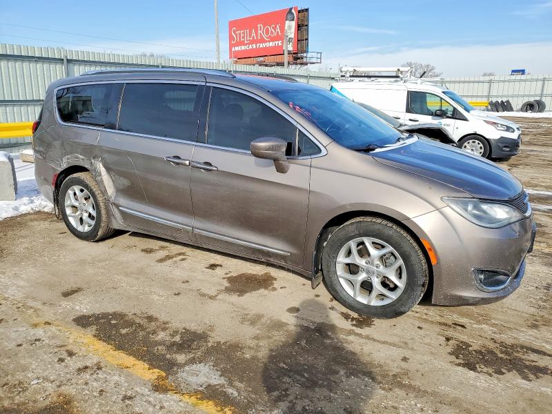 2017 Chrysler Pacifica მანქანა იყიდება აუქციონზე, vin: 2C4RC1EG5HR796787, აუქციონის ნომერი: 73553485