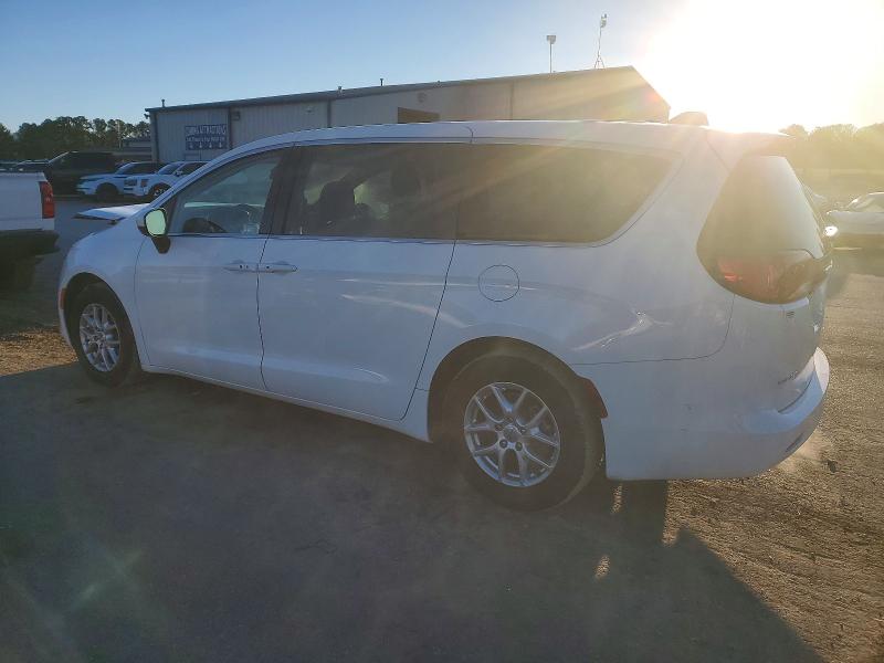 73495485 :رقم المزاد ، 2C4RC1CG6NR226120 vin ، 2022 Chrysler Voyager مزاد بيع