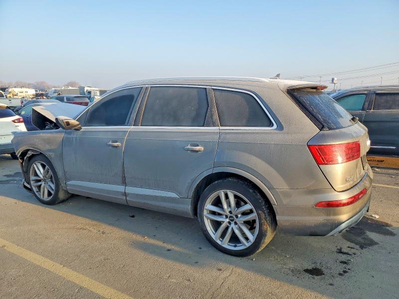 Продажа на аукционе авто 2017 Audi Q7, vin: WA1VAAF72HD056792, номер лота: 72334475