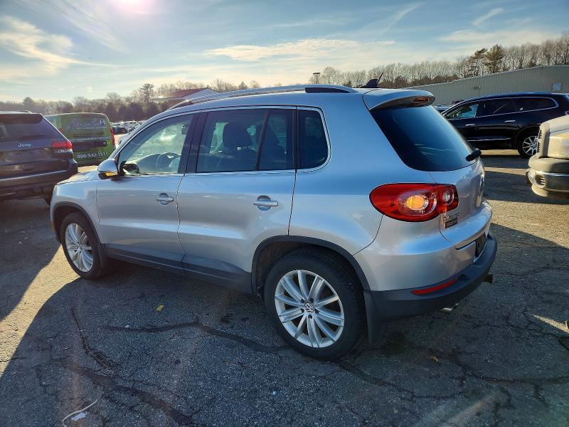 2011 Volkswagen Tiguan მანქანა იყიდება აუქციონზე, vin: WVGBV7AX7BW561354, აუქციონის ნომერი: 99241335