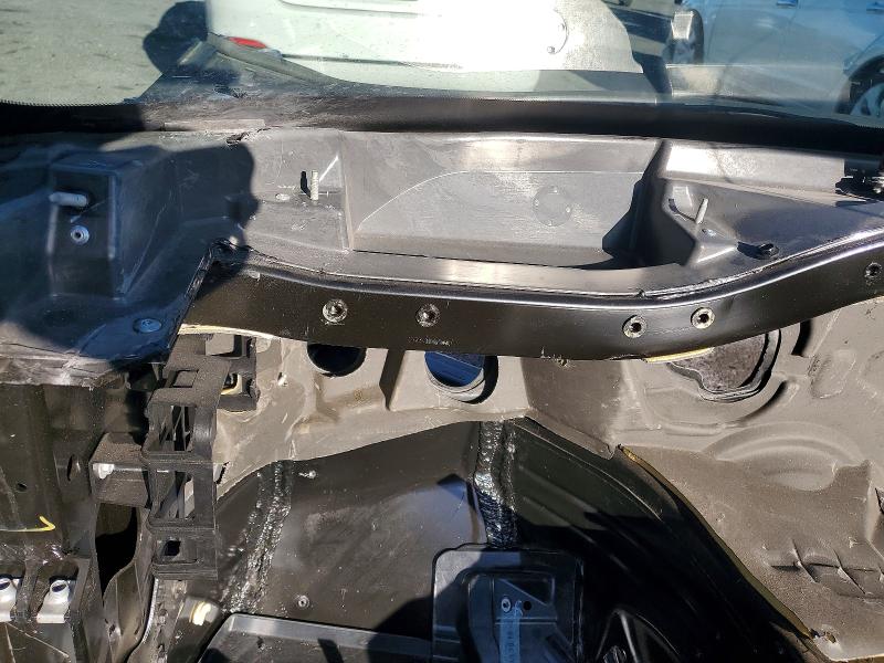 75277355 :رقم المزاد ، 1G1YT3D60G5500031 vin ، 2016 Chevrolet Corvette مزاد بيع