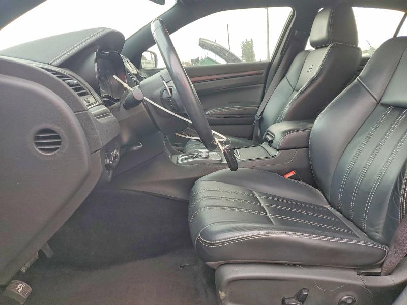 72847945 :رقم المزاد ، 2C3CCABG4FH786592 vin ، 2015 Chrysler 300 S مزاد بيع