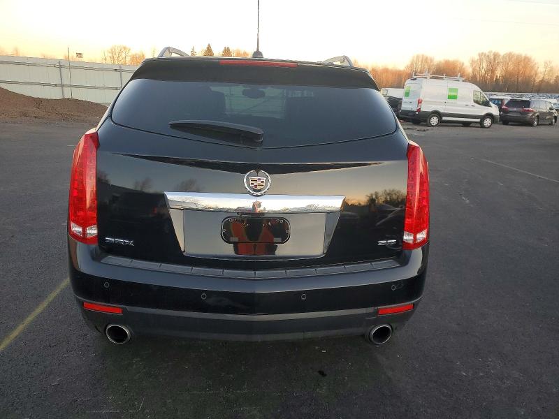 72550285 :رقم المزاد ، 3GYFNBE3XFS557844 vin ، 2015 Cadillac Srx مزاد بيع