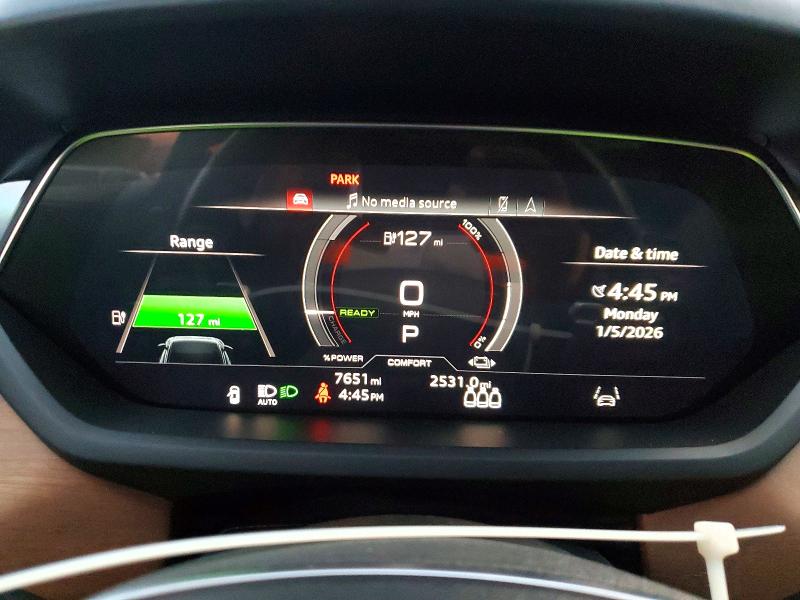 99674755 :رقم المزاد ، WAUDJBFW9P7006481 vin ، 2023 Audi E-tron Gt مزاد بيع