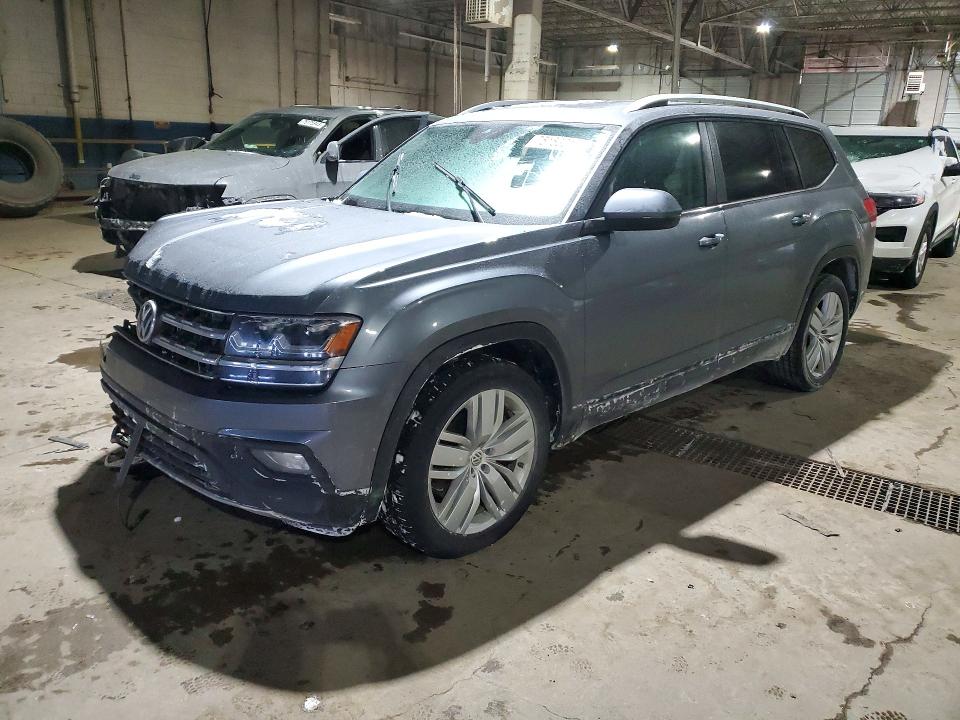 75158215 :رقم المزاد ، 1V2UR2CA2KC575160 vin ، 2019 Volkswagen Atlas مزاد بيع