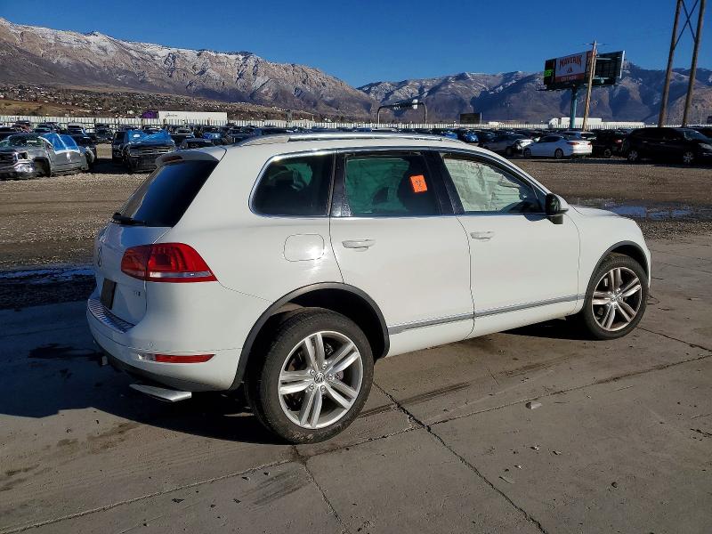 Aukcja sprzedaży 2014 Volkswagen Touareg, vin: WVGEP9BP8ED011467, numer aukcji: 99153965