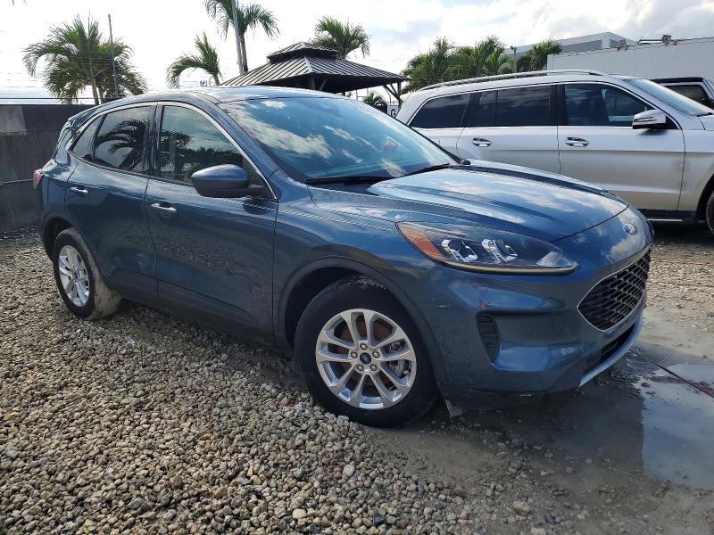 73226935 :رقم المزاد ، 1FMCU0G66LUC32803 vin ، 2020 Ford Escape Se مزاد بيع