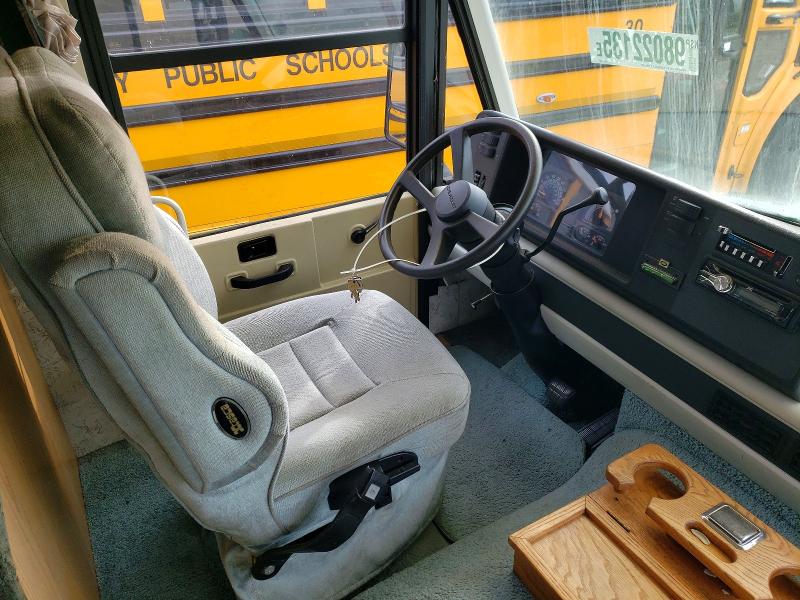1994 Winnebago Itasca მანქანა იყიდება აუქციონზე, vin: 1GBKP37N0R3314142, აუქციონის ნომერი: 45765496