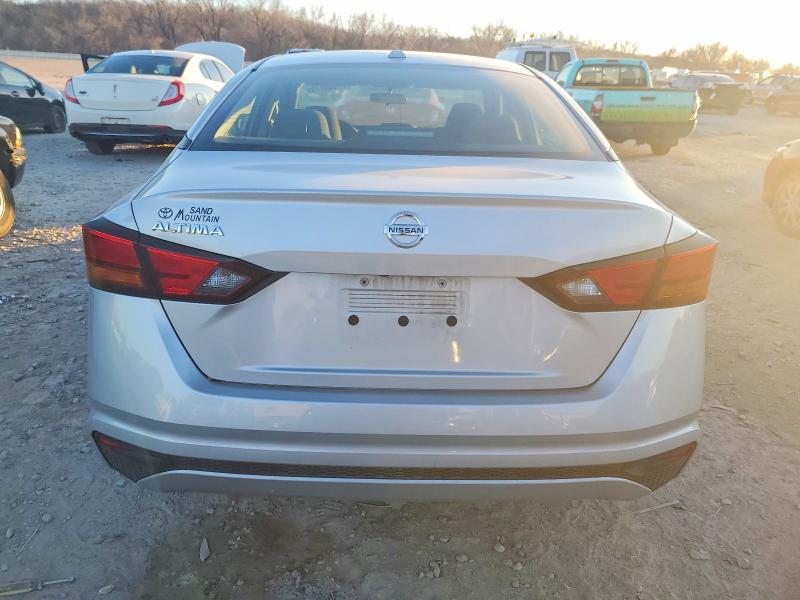 72440175 :رقم المزاد ، 1N4BL4BV7KC135046 vin ، 2019 Nissan Altima مزاد بيع