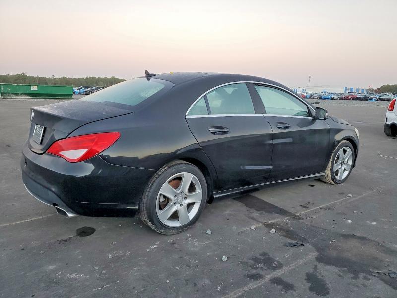 97984045 :رقم المزاد ، WDDSJ4EBXFN169094 vin ، 2015 Mercedes-benz Cla مزاد بيع